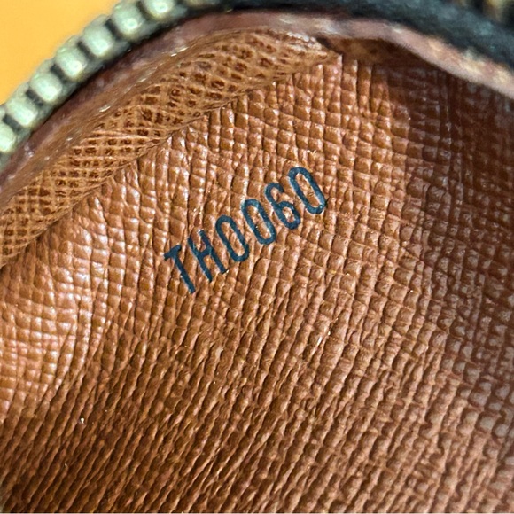 Vintage Louis Vuitton Amazone Crossbody Mono - Picture 13 of 13